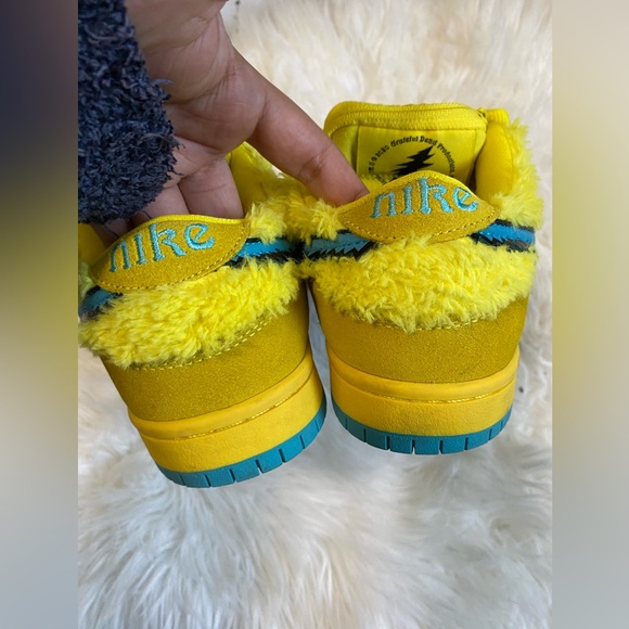 Nike SB Dunk Low x Grateful Dead Bears Opti Yellow / size 6 - Picture 2 of 12